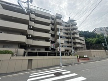【大阪府/吹田市千里丘上】千里丘ロイヤルハイツ 外観