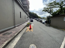 【大阪府/吹田市新芦屋上】ユニハイム千里丘 車路