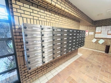 【大阪府/大阪市淀川区木川東】コスモハイツ新大阪　弐番館 メールBOX