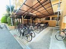 【大阪府/大阪市淀川区木川東】コスモハイツ新大阪　弐番館 駐輪場