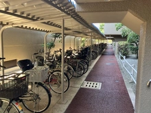 【大阪府/吹田市山田南】日興千里丘スカイマンション A棟 駐輪場