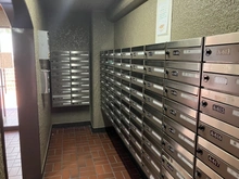 【大阪府/吹田市山田南】日興千里丘スカイマンション A棟 メールBOX