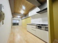 【大阪府/吹田市江坂町】進和江坂アーバンライフ リビング・ダイニング