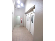 【大阪府/吹田市新芦屋上】ユニハイム千里丘 1号棟 共用部