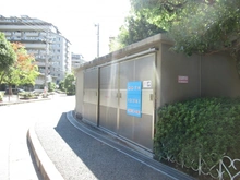 【大阪府/吹田市新芦屋上】ユニハイム千里丘 1号棟 共用部