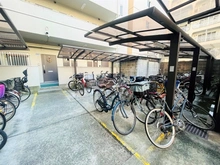 【大阪府/大阪市淀川区宮原】新大阪ホワイトコーポラス 駐輪場