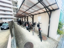 【大阪府/豊中市東寺内町】ファミリーコーポ緑地公園 駐輪場
