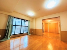 【大阪府/大阪市淀川区宮原】プレステージ新大阪 リビング・ダイニング
