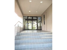 【大阪府/吹田市藤白台】ステイツ千里・藤白台 エントランス