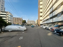 【大阪府/吹田市桃山台】千里桃山台団地 A-1 駐車場