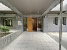【大阪府/吹田市藤白台】サーパス千里藤白台 エントランス