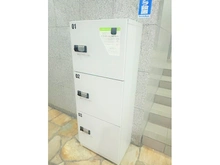 【大阪府/大阪市淀川区宮原】エバーグリーン新御堂 宅配BOX