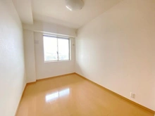 【兵庫県/宝塚市武庫川町】ジオタワー宝塚WEST 洋室