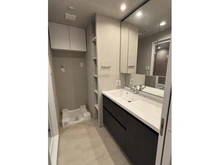 【兵庫県/西宮市結善町】ディオレ夙川公園 洗面室