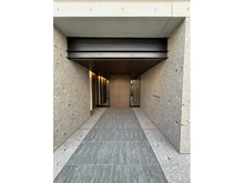 【兵庫県/西宮市大畑町】レ・ジェイド西宮北口 エントランス