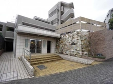 【兵庫県/宝塚市千種】アルス逆瀬川千種 緑明棟 外観