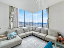 【兵庫県/宝塚市武庫川町】ジオタワー宝塚WEST リビング