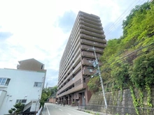 【兵庫県/宝塚市月見山】アズ・アドバン リーヴァ 外観