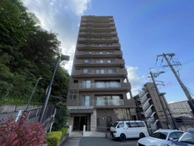 【兵庫県/宝塚市月見山】アズ・アドバン リーヴァ 外観