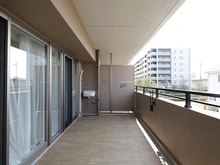 【兵庫県/西宮市枝川町】ルネ西宮甲子園 バルコニー
