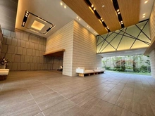 【兵庫県/西宮市丸橋町】プレミスト西宮北口ザ・レジデンス エントランス