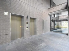 【大阪府/大阪市中央区瓦町】クレヴィアタワー大阪本町 エレベーター前