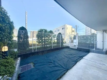 【神奈川県/横浜市青葉区荏田西】クレッセント市が尾ヒルサイドコート 専用庭：テラス