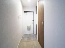 【神奈川県/横浜市青葉区千草台】ガーデンハイツ藤が丘 玄関