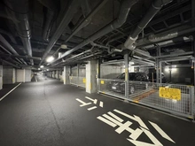 【神奈川県/横浜市青葉区つつじが丘】ドレッセ青葉台 駐車場