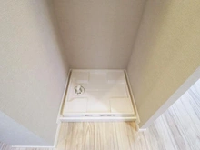 【神奈川県/横浜市緑区いぶき野】エンゼルハイム長津田 洗濯パン