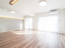 【神奈川県/横浜市青葉区奈良】ルクサージュあおば山の手台アプローズコート A棟 リビング・ダイニング