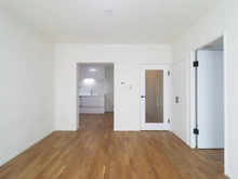 【神奈川県/横浜市青葉区鴨志田町】グリーンヒル鴨志田西団地 10号棟 LDK：約16.9帖