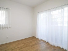 【神奈川県/横浜市青葉区鴨志田町】グリーンヒル鴨志田西団地 10号棟 洋室：約5.2帖