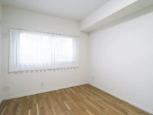 【神奈川県/横浜市青葉区鴨志田町】グリーンヒル鴨志田西団地 10号棟 洋室：約6.5帖