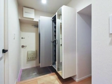 【神奈川県/横浜市旭区若葉台】若葉台団地 2-17号棟 玄関