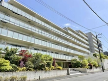 【神奈川県/横浜市青葉区青葉台】青葉台コートテラス 外観:長谷工コーポレーション施工、全245戸の大規模レジデンス