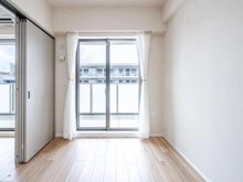 【神奈川県/横浜市青葉区青葉台】青葉台コートテラス 洋室:(左)リビングダイニング