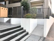 【神奈川県/横浜市青葉区荏田西】ヒルズ市ヶ尾 ビューステージ エントランス