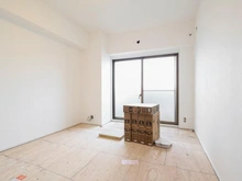 【神奈川県/川崎市宮前区けやき平】コスモ宮前平 洋室：リフォーム中