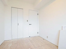 【神奈川県/川崎市宮前区けやき平】コスモ宮前平 洋室：リフォーム中