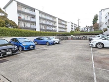 【神奈川県/川崎市宮前区けやき平】コスモ宮前平 駐車場