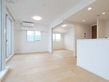 【神奈川県/川崎市宮前区南平台】ラヴィドール宮前平 リビング・ダイニング