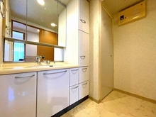 【神奈川県/横浜市緑区三保町】リブゼ横浜ブライトスクエア 洗面室