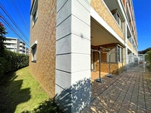 【神奈川県/横浜市緑区三保町】リブゼ横浜ブライトスクエア テラス