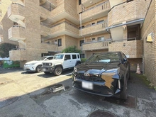 【神奈川県/横浜市青葉区榎が丘】サンマンション青葉台ガーデン 駐車場