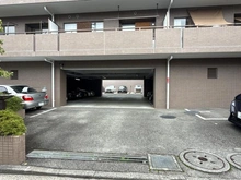 【神奈川県/横浜市青葉区荏田町】東急ドエル・アルス江田 駐車場