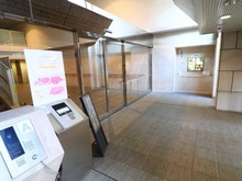 【神奈川県/横浜市青葉区藤が丘】ソルジェガーデン エントランス