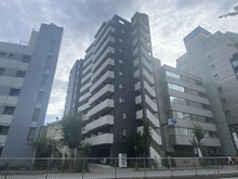 【東京都/台東区根岸】ロメック山手日暮里 外観:中心のマンションです。
