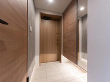 【東京都/文京区本駒込】グランシャトレ駒込曙町 玄関