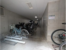 【東京都/文京区小石川】ヴィルヌーブ小石川播磨坂 駐輪場